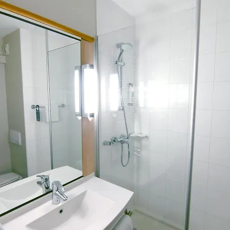 Ibis Nantes Herblain 3*