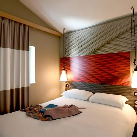 Ibis Nantes Herblain 3* Сен-Эрблен