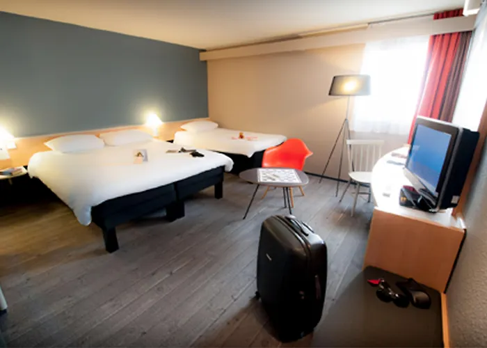 Ibis Nantes Herblain 3*