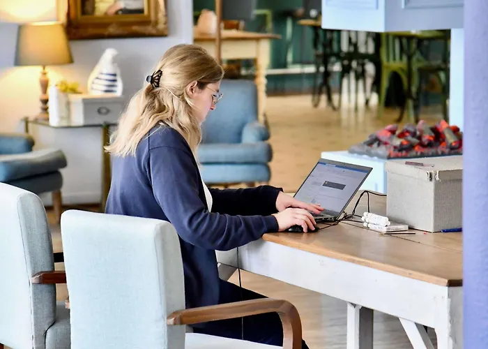 Ibis Nantes Herblain سانت آيربلان