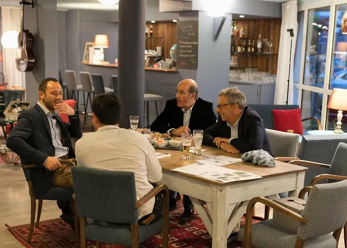 Ibis Nantes Herblain מלון סנט-הרבלן